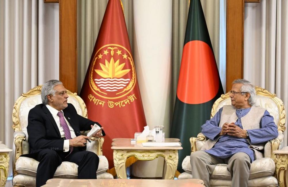 Pakistani Foreign Minister Ishaq Dar visits Bangladesh, refuses to apologise for 1971 genocide