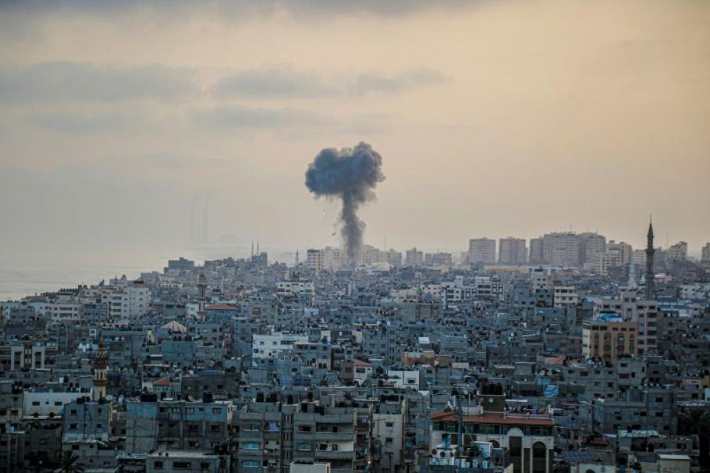 Israel pounds Gaza targets after accusing Hamas of breaking ceasefire