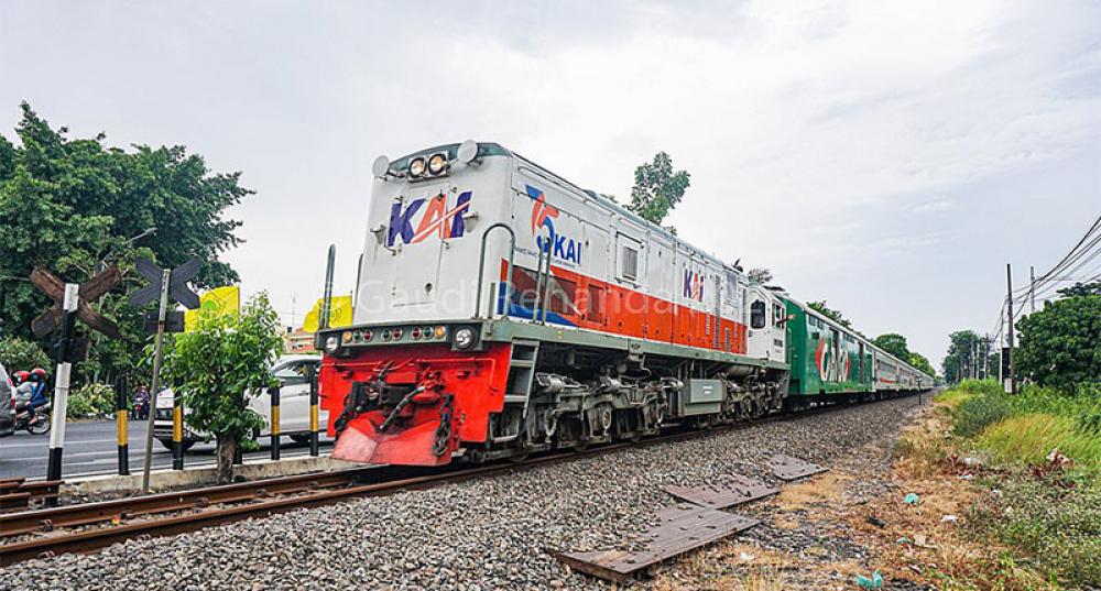 Indonesia&rsquo;s plan to build mega railway with China triggers debt trap fear