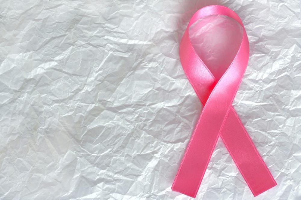 Thousands join fun races in Athens to help raise awareness of breast cancer
