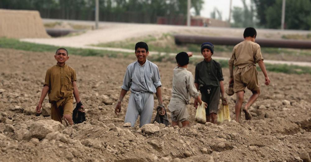 Coronavirus casts &lsquo;huge shadow&rsquo; over Afghan life as multi-dimensional crisis continues