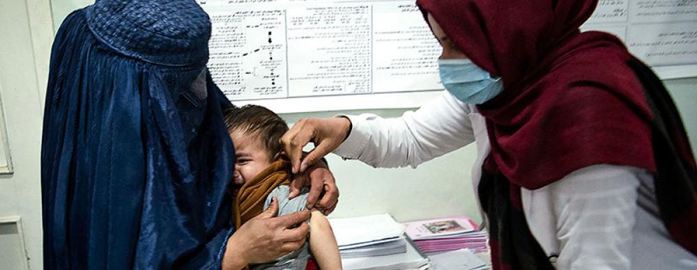 Salaries for Afghanistan health workers sends &lsquo;message of hope&rsquo; to millions