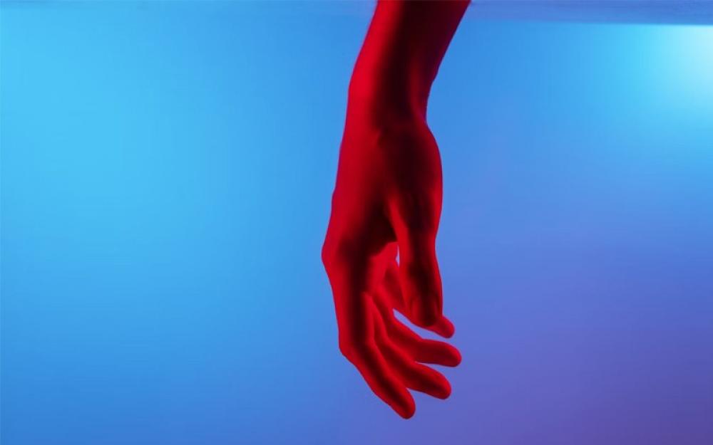 WHO says more than 720,000 people commit suicide every year