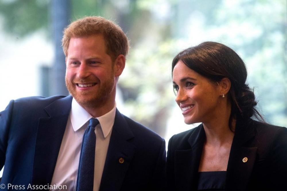 Duchess of Sussex expecting first child, confirms Kensington Palace