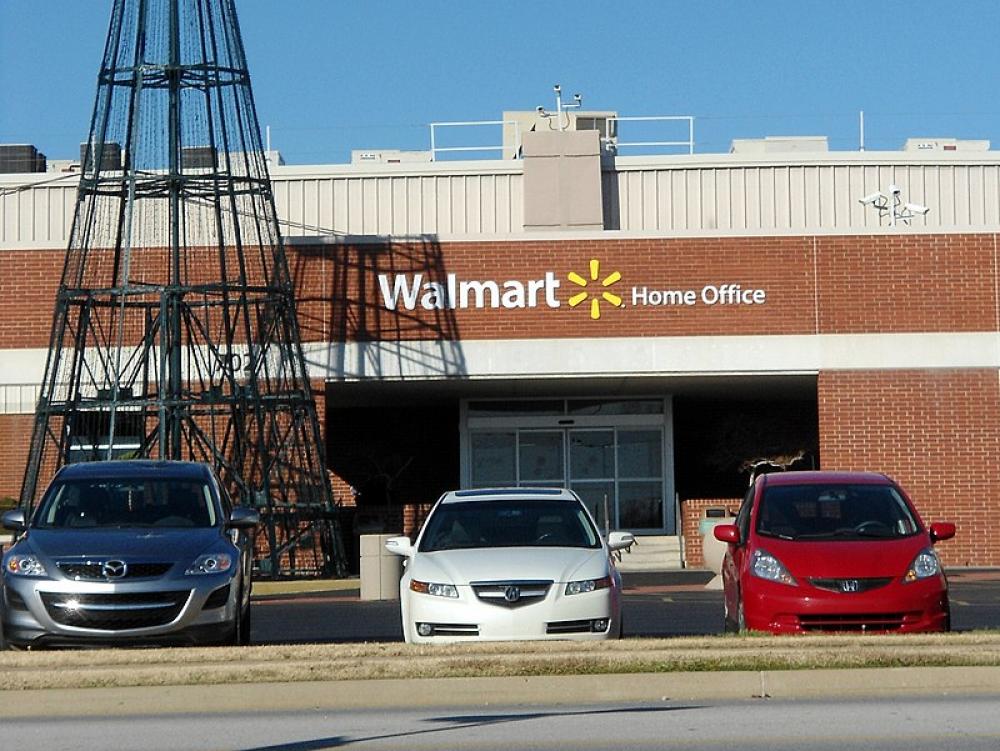 US: Gunman opens fire inside Walmart supermarket&nbsp;in&nbsp;Chesapeake, up to 10 die