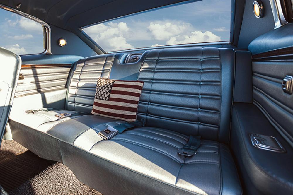 US: Man caught with a sex worker in a car while infant remained in back seat 