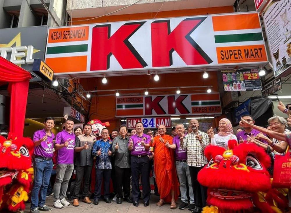 Malaysia: Shop chain selling &lsquo;Allah socks&rsquo; targeted with Molotov cocktails