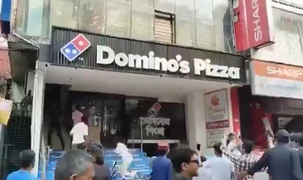 Mobs vandalise KFC, Pizza Hut stores during anti-Israeli protests in Bangladesh